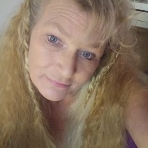 Meet your Posher, Rose